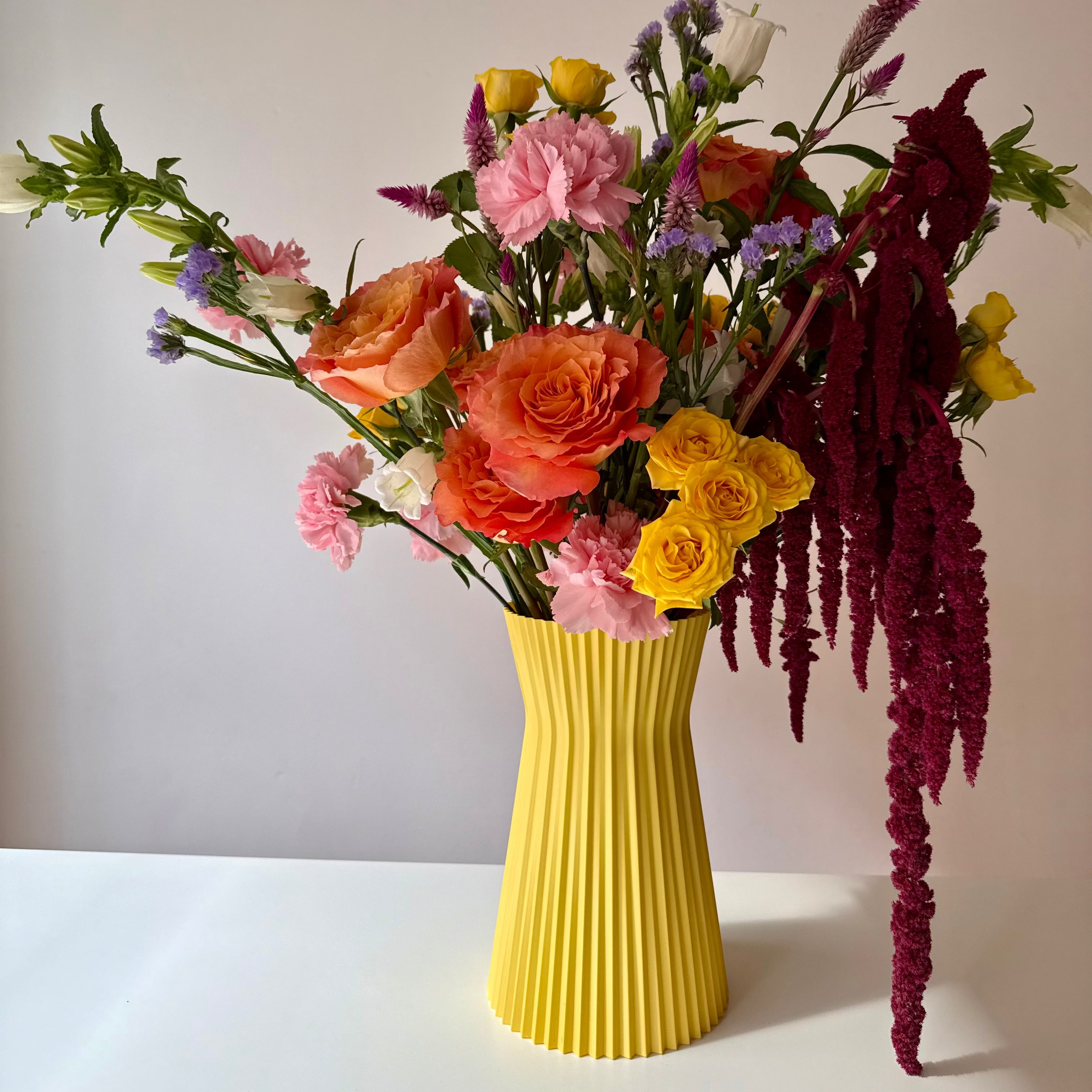 Florero Lirio – Florero Decorativo 3D en PLA | NOMA Concepts